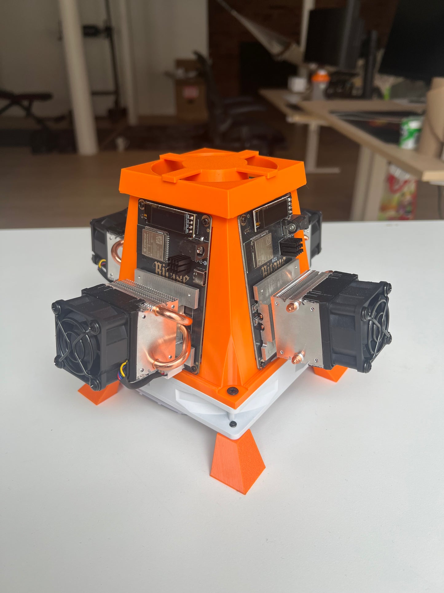 Quad Cooling Tower + 4x Bitaxe Gamma 601 V2